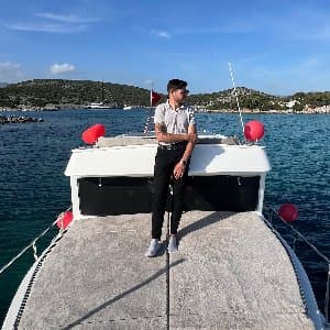 Kamil E. profil fotoğrafı