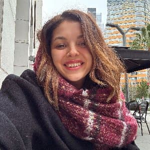 Kübra İ. profil fotoğrafı