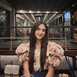 Kübra Ö. profil fotoğrafı