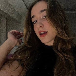 Lalin Ü. profil fotoğrafı