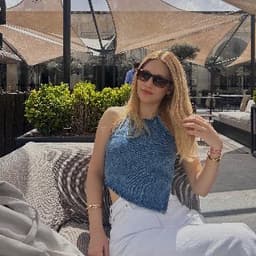 Leyla E. profil fotoğrafı
