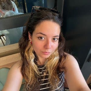 Leyla M. profil fotoğrafı