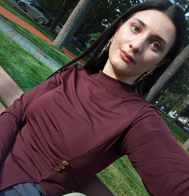 Nisanur K. profil fotoğrafı