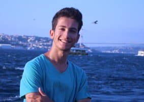 Mavi-Yeşil F. profil fotoğrafı