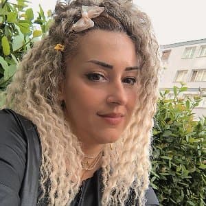 Melahat E. profil fotoğrafı