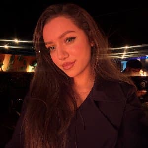 Melek A. profil fotoğrafı
