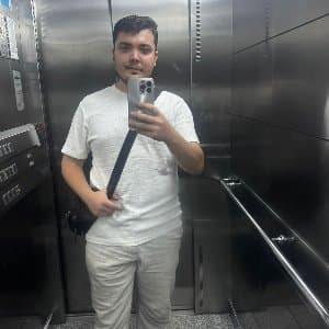 Melih B. profil fotoğrafı