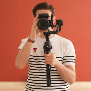 Melih İ. profil fotoğrafı