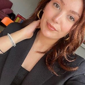 Menekşe K. profil fotoğrafı