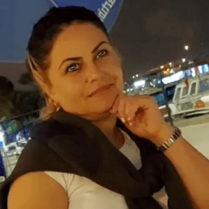 Menekşe K. profil fotoğrafı