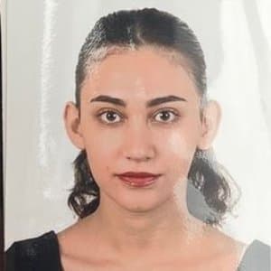 Menekşe D. profil fotoğrafı