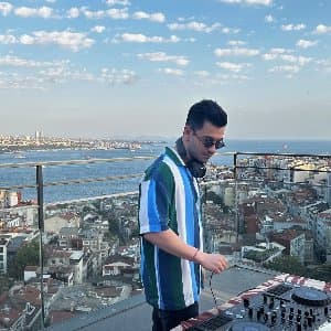 Mert Y. profil fotoğrafı