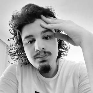 Miraç K. profil fotoğrafı