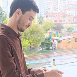 Muhradın O. profil fotoğrafı
