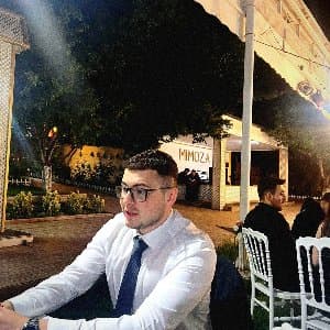 Mustafa B. profil fotoğrafı