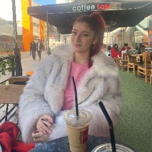 Nisa Ç. profil fotoğrafı
