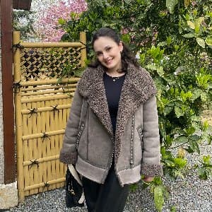 Nisa İ. profil fotoğrafı