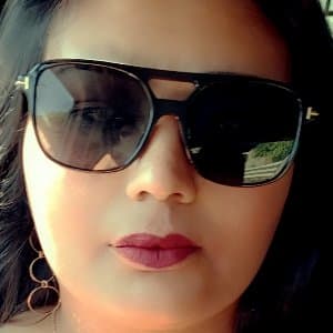 Nuray C. profil fotoğrafı