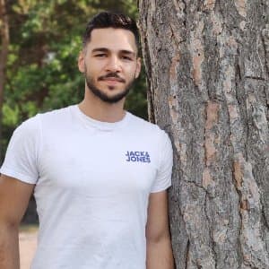 Oğuz A. profil fotoğrafı