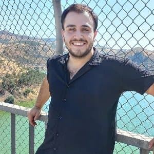 Oğuz A. profil fotoğrafı
