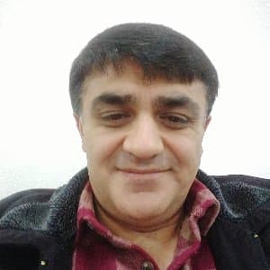 Önde B. profil fotoğrafı