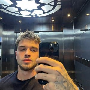 Önder K. profil fotoğrafı