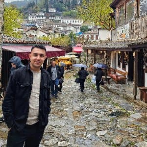 Ozan Y. profil fotoğrafı