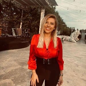 Özge A. profil fotoğrafı