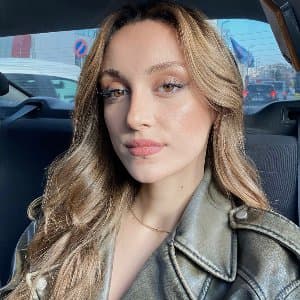 Özge Y. profil fotoğrafı
