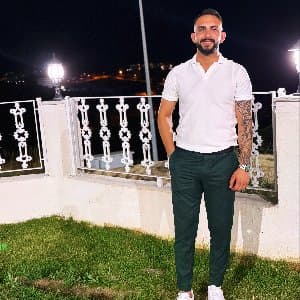 Özgür Ç. profil fotoğrafı