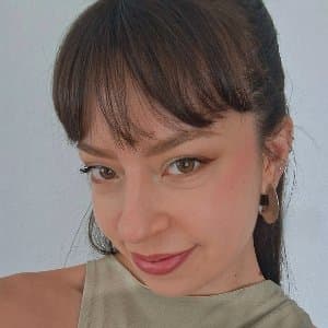Öznur M. profil fotoğrafı