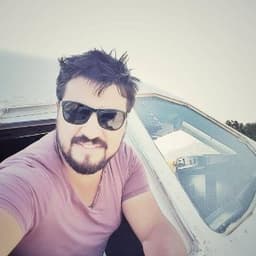 Pet E. profil fotoğrafı