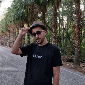 Rahmi K. profil fotoğrafı