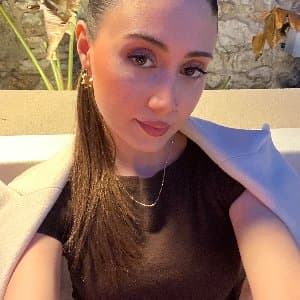 Sabina İ. profil fotoğrafı