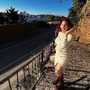Sinem Ö. profil fotoğrafı