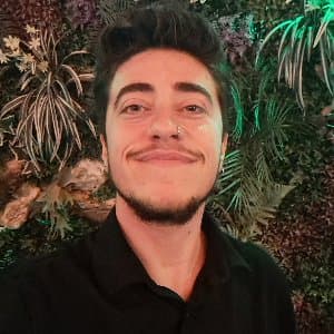 Uraz U. profil fotoğrafı