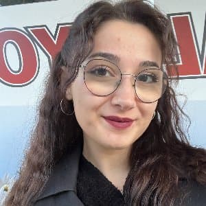 Yağmur Ç. profil fotoğrafı