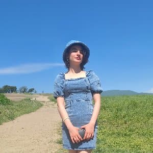 Yağmur Ö. profil fotoğrafı