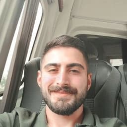 Yalçın Ö. profil fotoğrafı