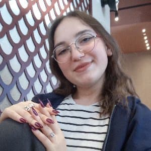 Yaprak A. profil fotoğrafı