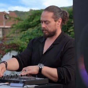 Dj Ç. profil fotoğrafı