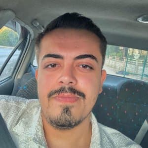Yiğit E. profil fotoğrafı