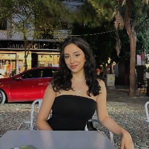 Zeynep B. profil fotoğrafı