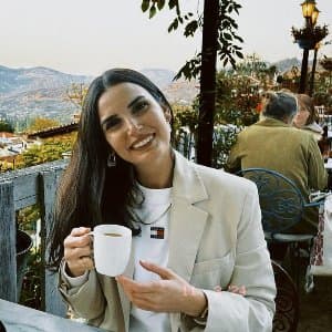 Zeynep B. profil fotoğrafı