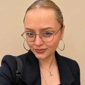 Zeynep Z. profil fotoğrafı