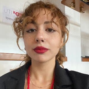 Zümra E. profil fotoğrafı