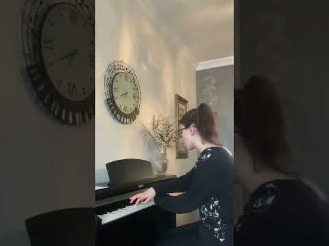 Azra K. — video 3