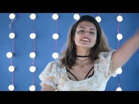 Selfie A. — video 2