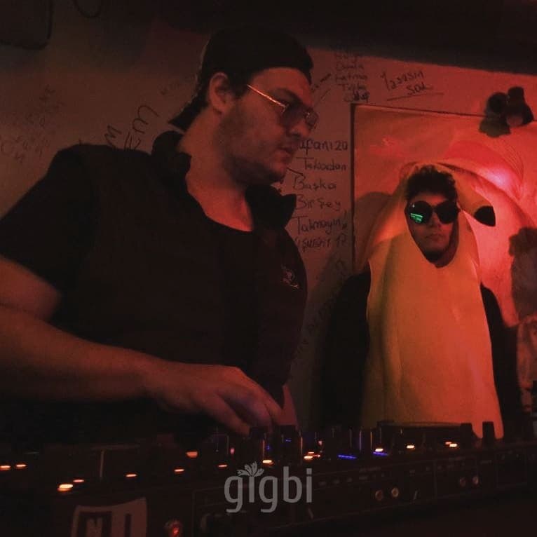 DJ S. — çalışma 1