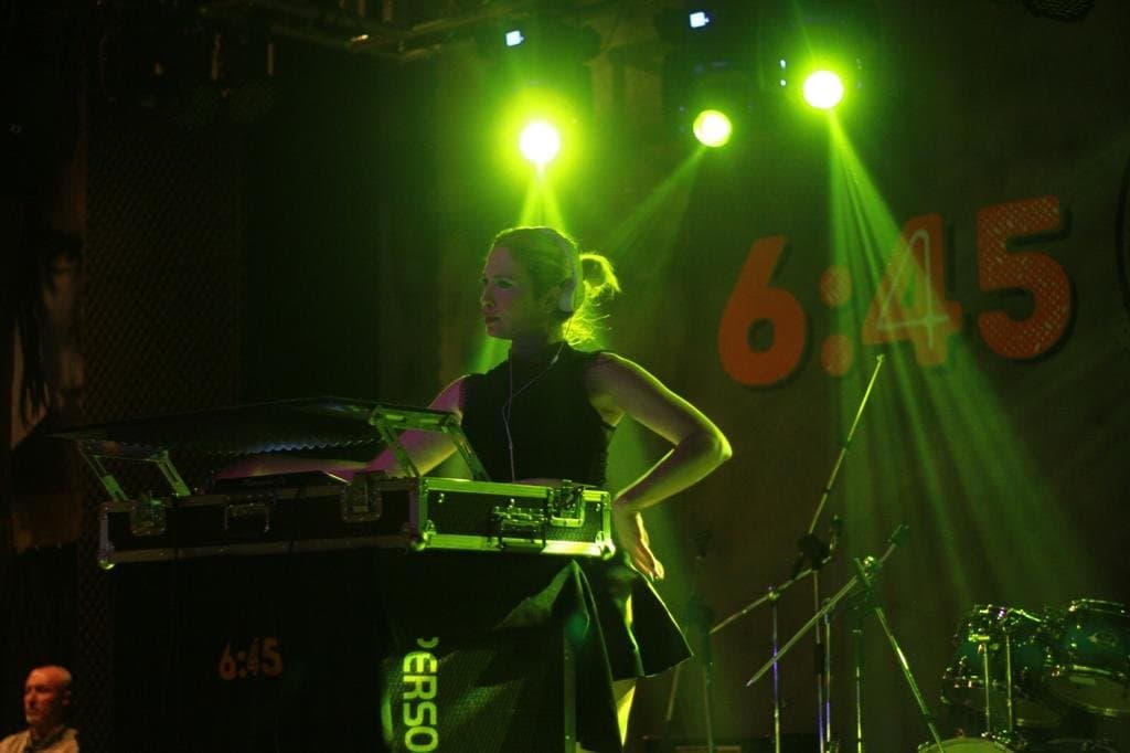 Dj R. — çalışma 7